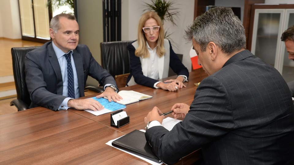 Takim pune ambasadorin e sapoemëruar të Republikës së Francës