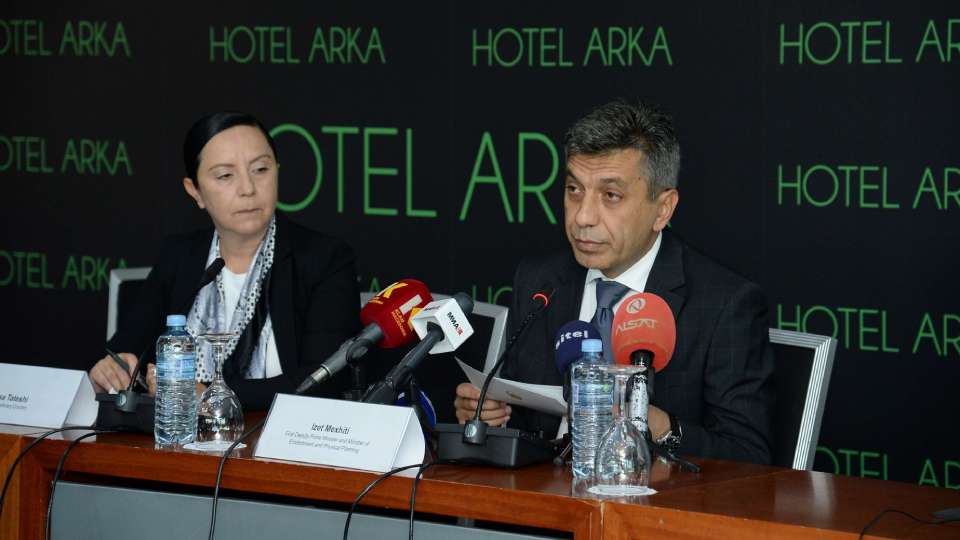 MEXHITI: I forcojmë procedurat për dhënien e Lejeve A dhe B të Integruara